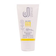 کرم ضد آفتاب SPF50 دلانو مناسب انواع پوست 50 میلی لیتر